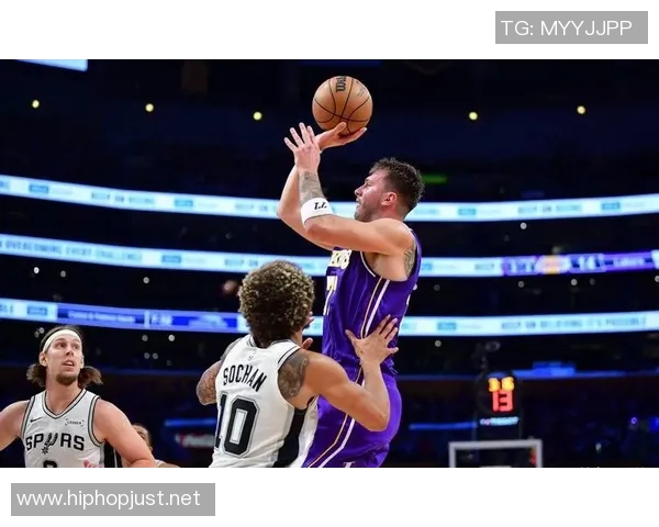 马刺与湖人激战1023精彩回顾与赛后分析，谁将成为胜者的传奇故事